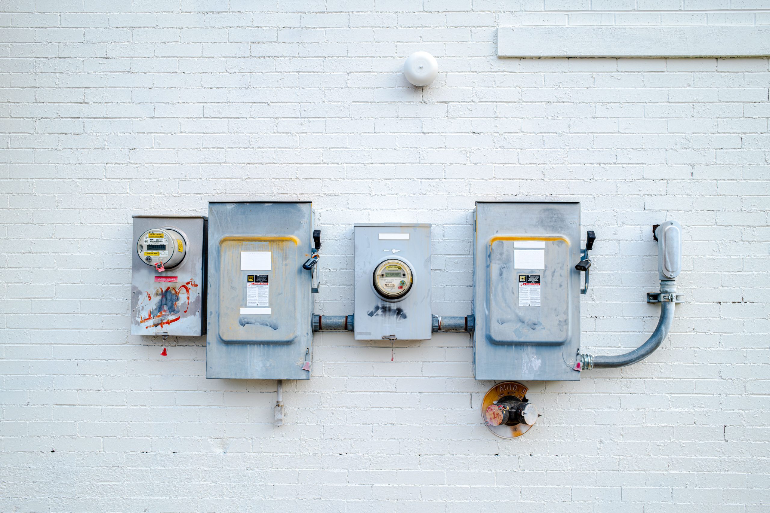 Boîtiers électriques et compteurs puissance