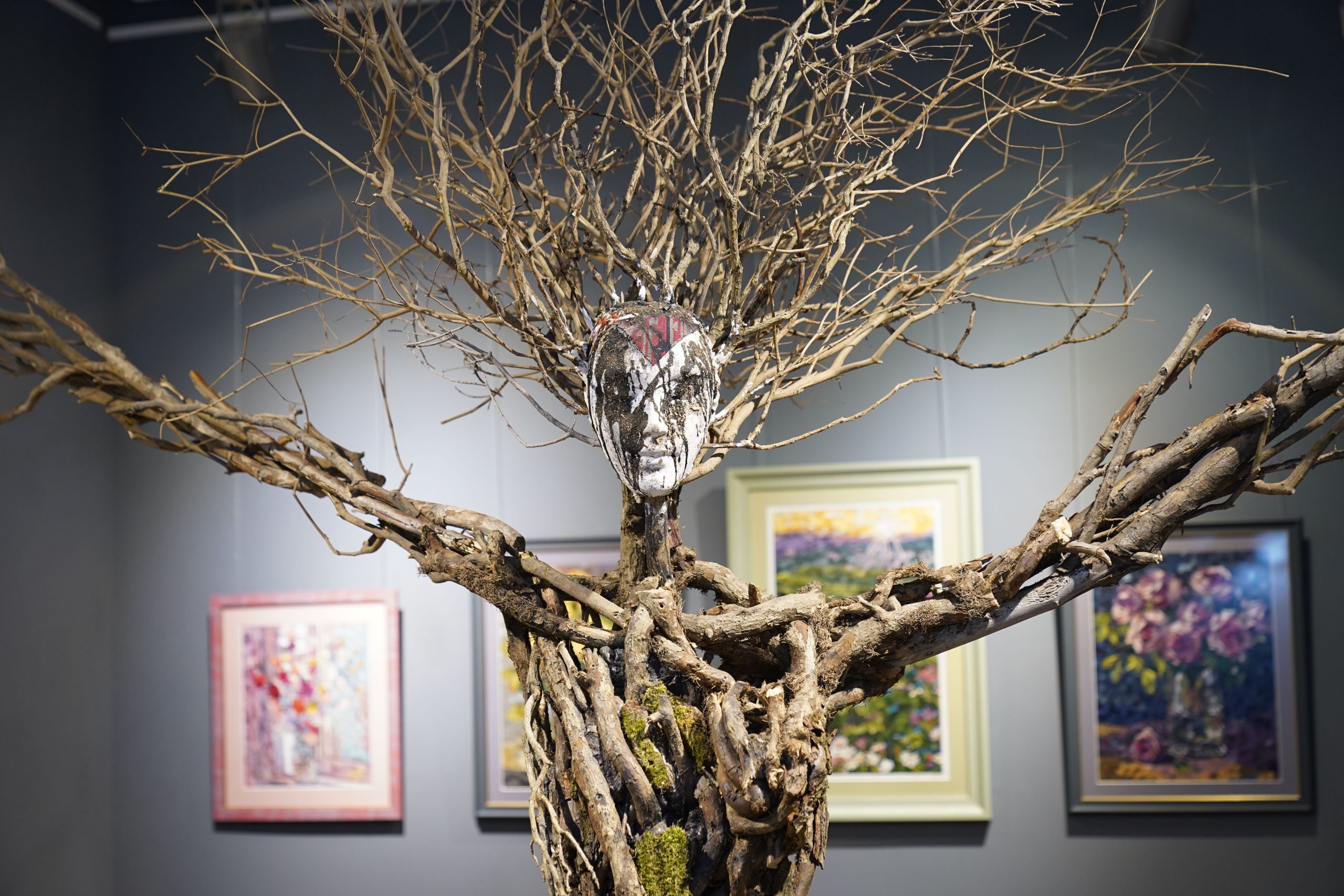 Décoration arbre de vie visage sculptée artistique
