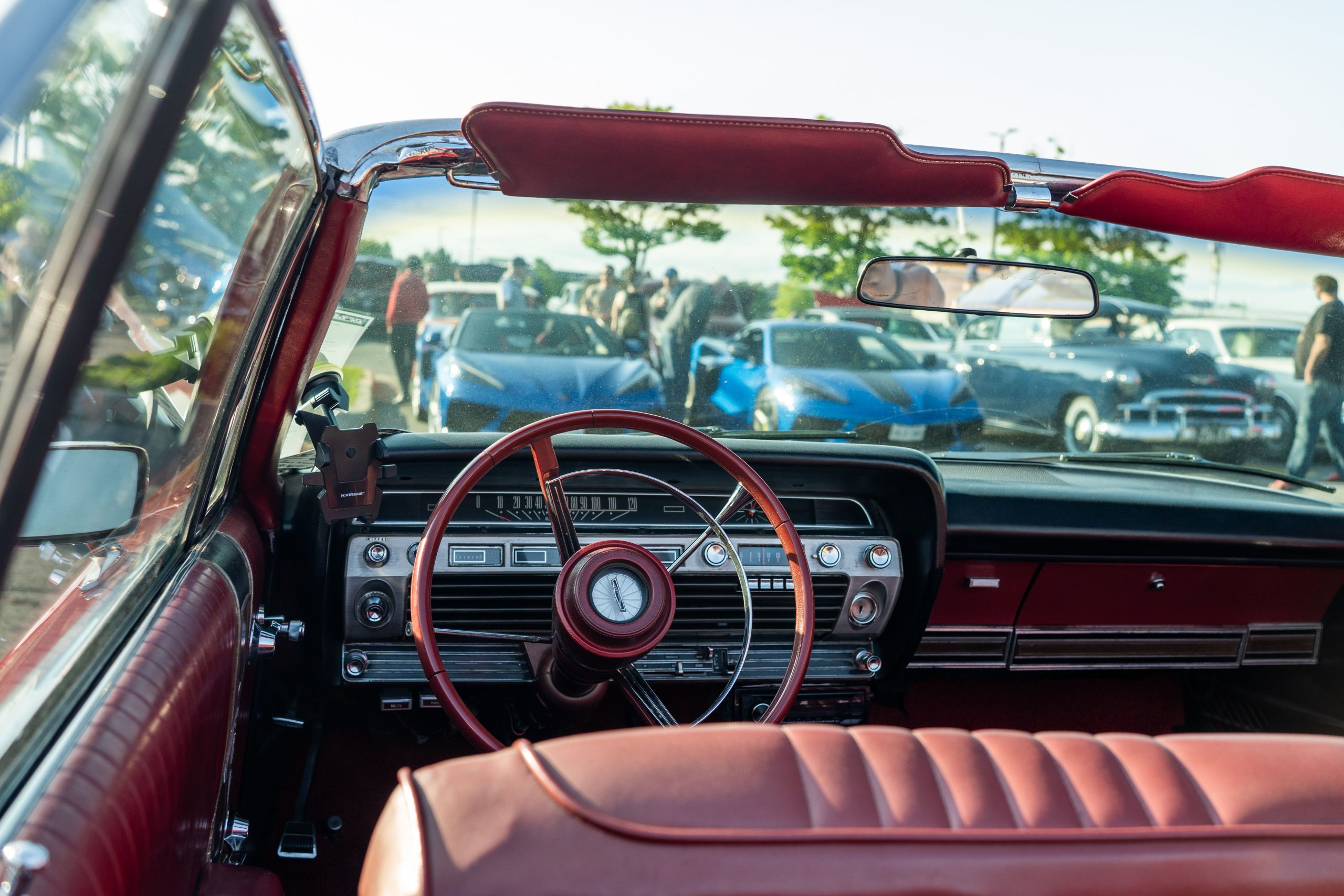Intérieur vintage lors d'un salon automobile